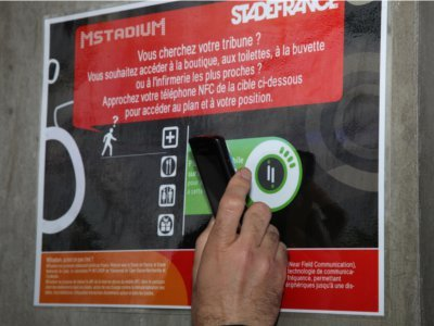 Orange et le Consortium Stade de France inaugurent le parcours des supporters du stade de demain