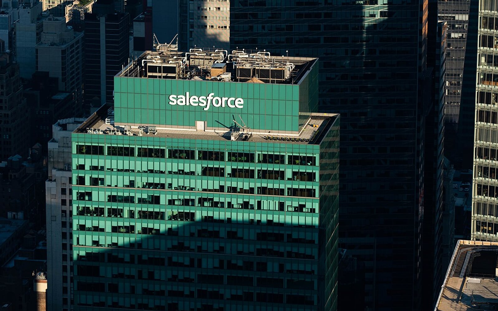 Salesforce va investir 2,2 milliards de dollars en France sur 5 ans